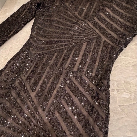 BCBGMAXAZRIA Morris Sequin Dress XS • Retail $448 • Excellent Used Condition - Picture 3 of 6